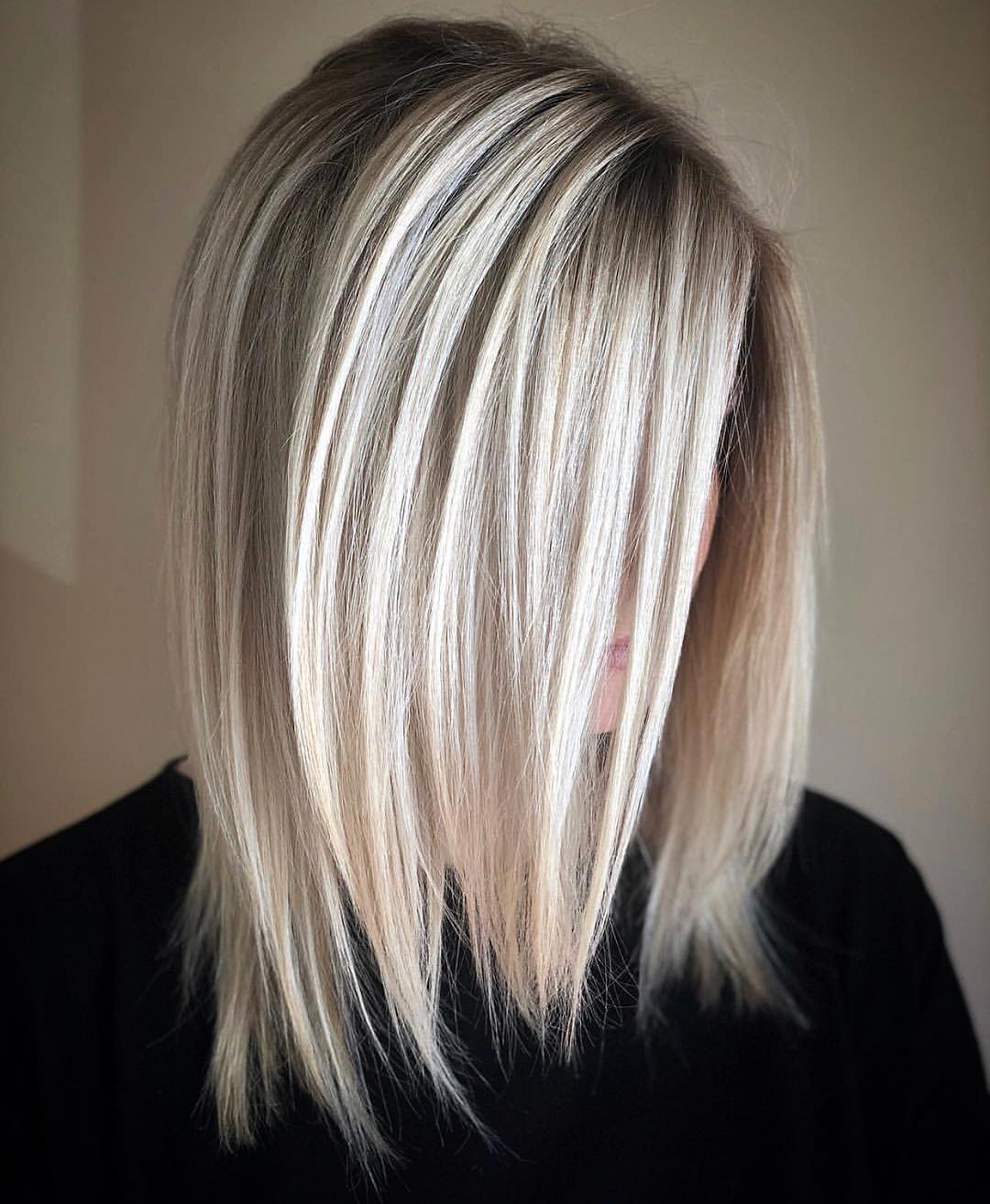 FOTO: @houseofgoldsalon [IG]