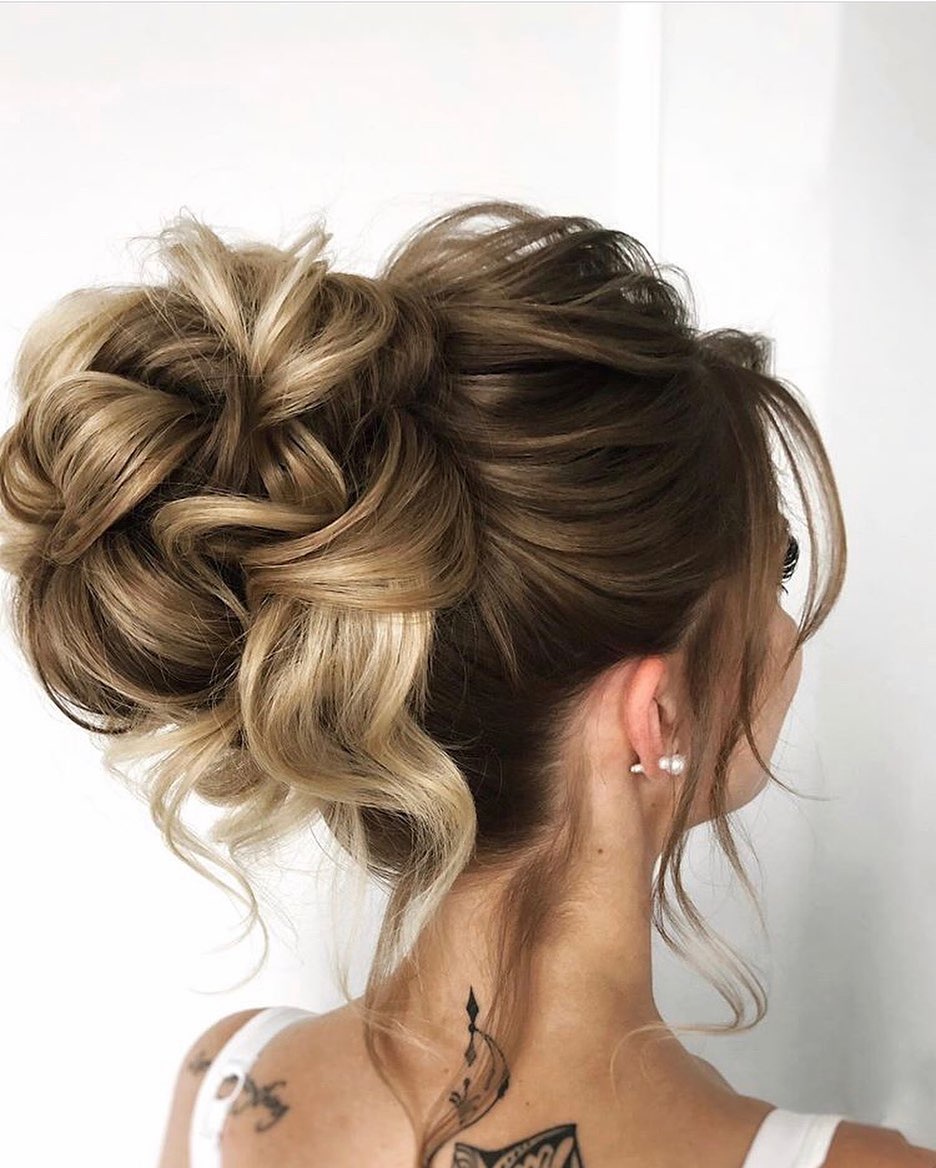 FOTO: @juliafratichelli.bridalstylist [IG]